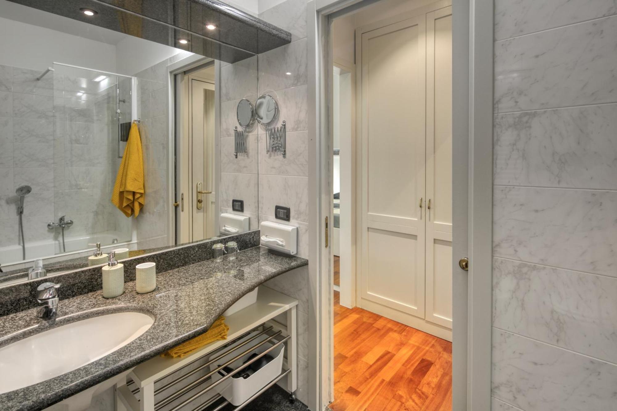 Vico 4 Rooms Турин Экстерьер фото